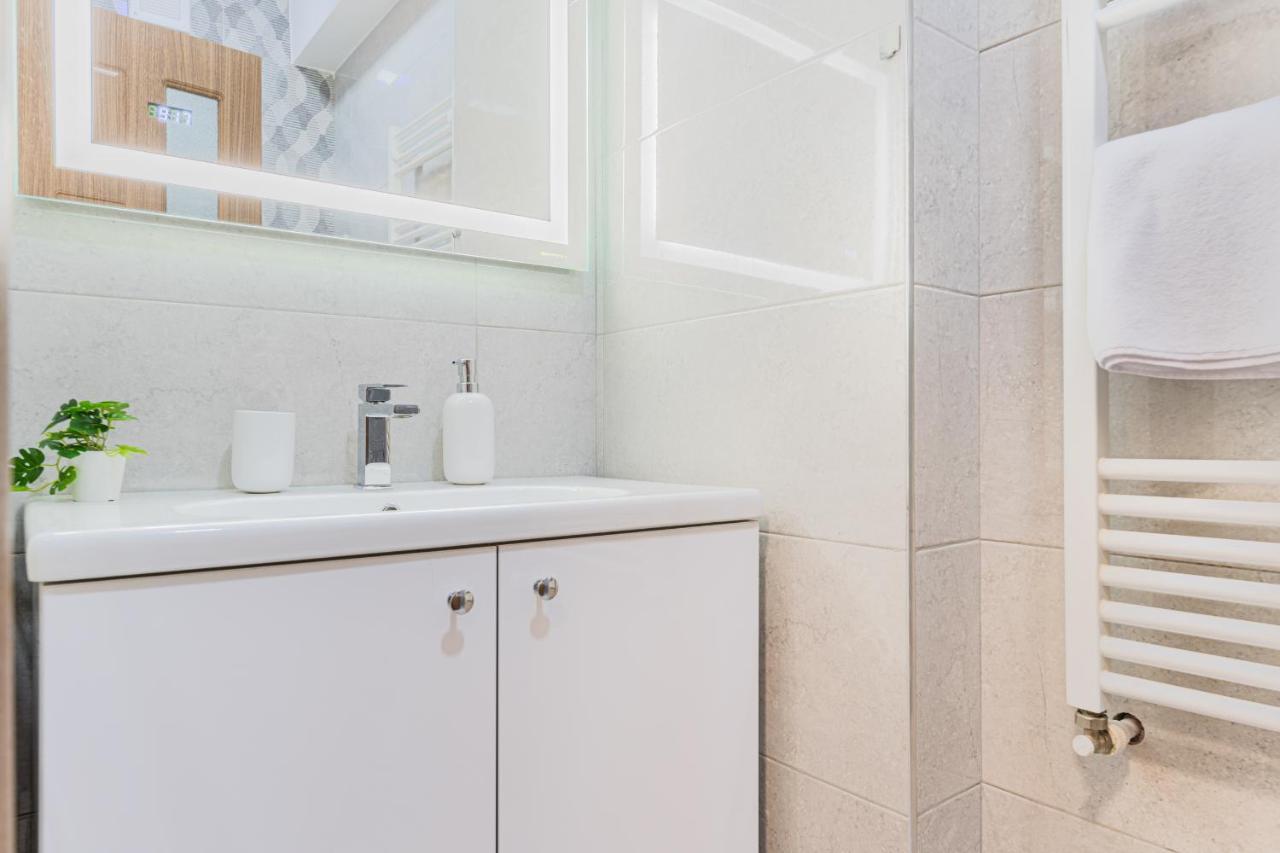 Isaran 2D4E Apartment Braşov Eksteriør bilde